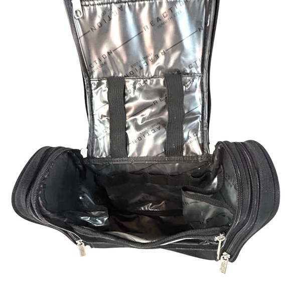 Kenneth Cole Reaction Toiletry Bag Travel Makeup Shaving Black Nylon Hanging - Picture 6 of 12